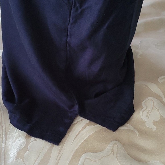 Top - Picture 2 of 6